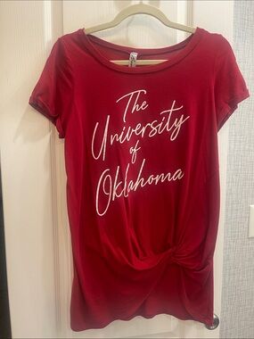 University of Oklahoma Red Knot-Front Women's Tee